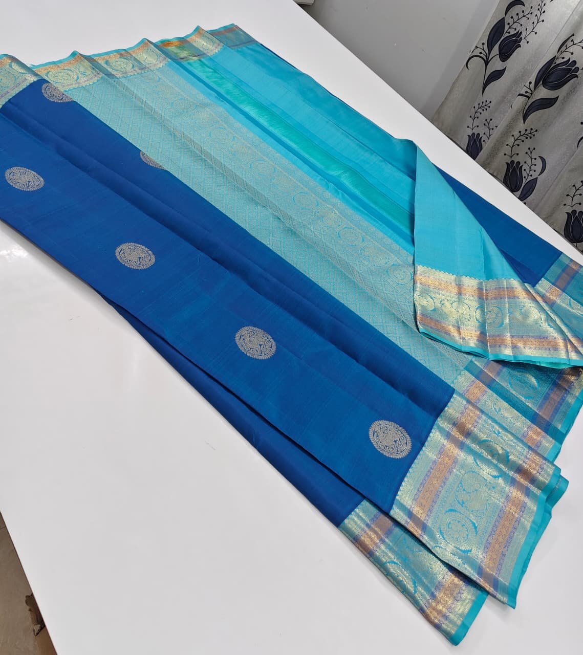 Pure Kanchipuram Pattu Silk Saree in Purple & Sky Blue